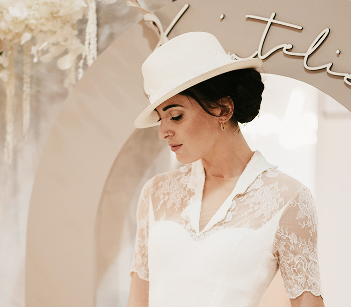 creatrice robe de mariee monaco-couturiere monaco-tenue de soiree alpes maritimes-robe de mariee sur-mesure alpes maritimes-robe de mariee monaco-robe sur-mesure alpes maritimes